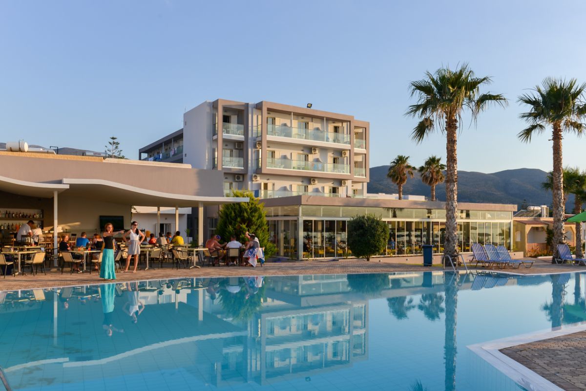 Hotel Carolina Mare Malia Exterior foto